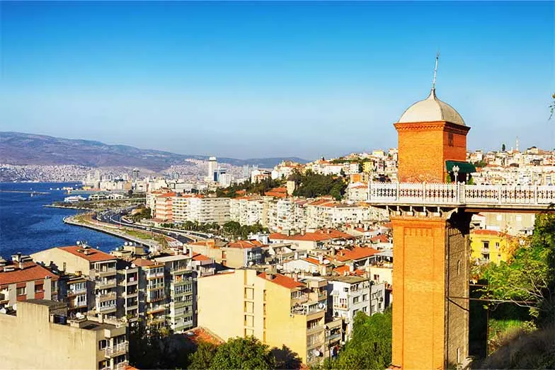 Learn Tajweed online in Izmir with qualified Quran tutors