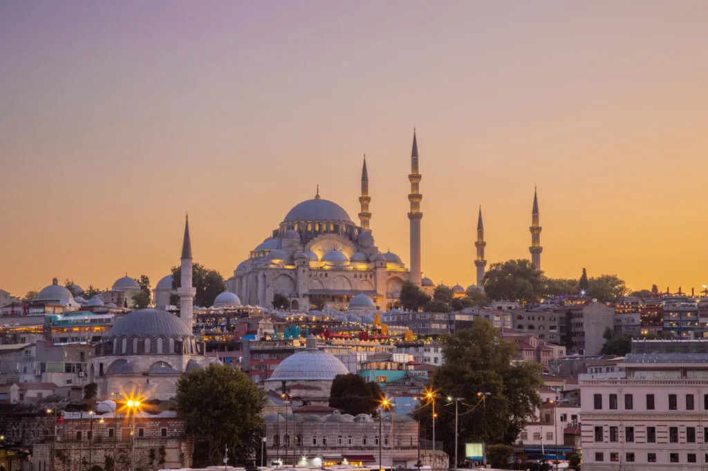 Online Quran classes in Istanbul for kids, adults, ladies and reverts