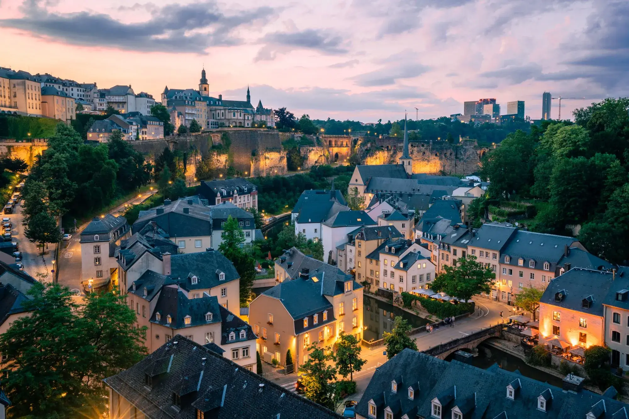Quran online lessons in Luxembourg City with qualified Quran teachers at AlQuranDesk